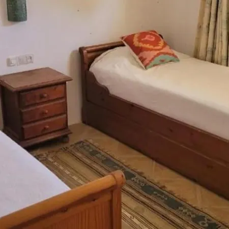 Georgesville * Marbella