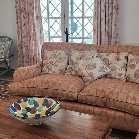 Georgesville Guest house